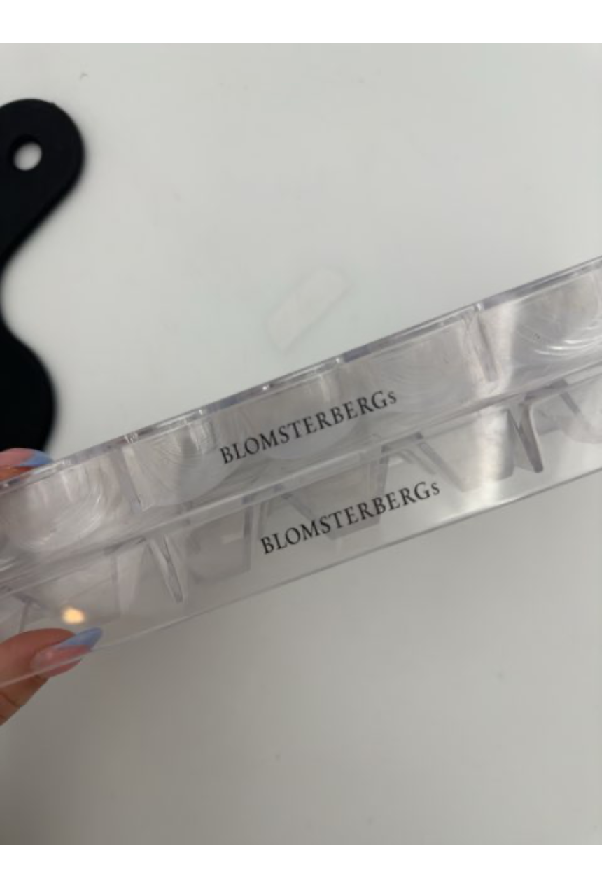 Blomsterberg chokoladeforme og kagebixen spartel