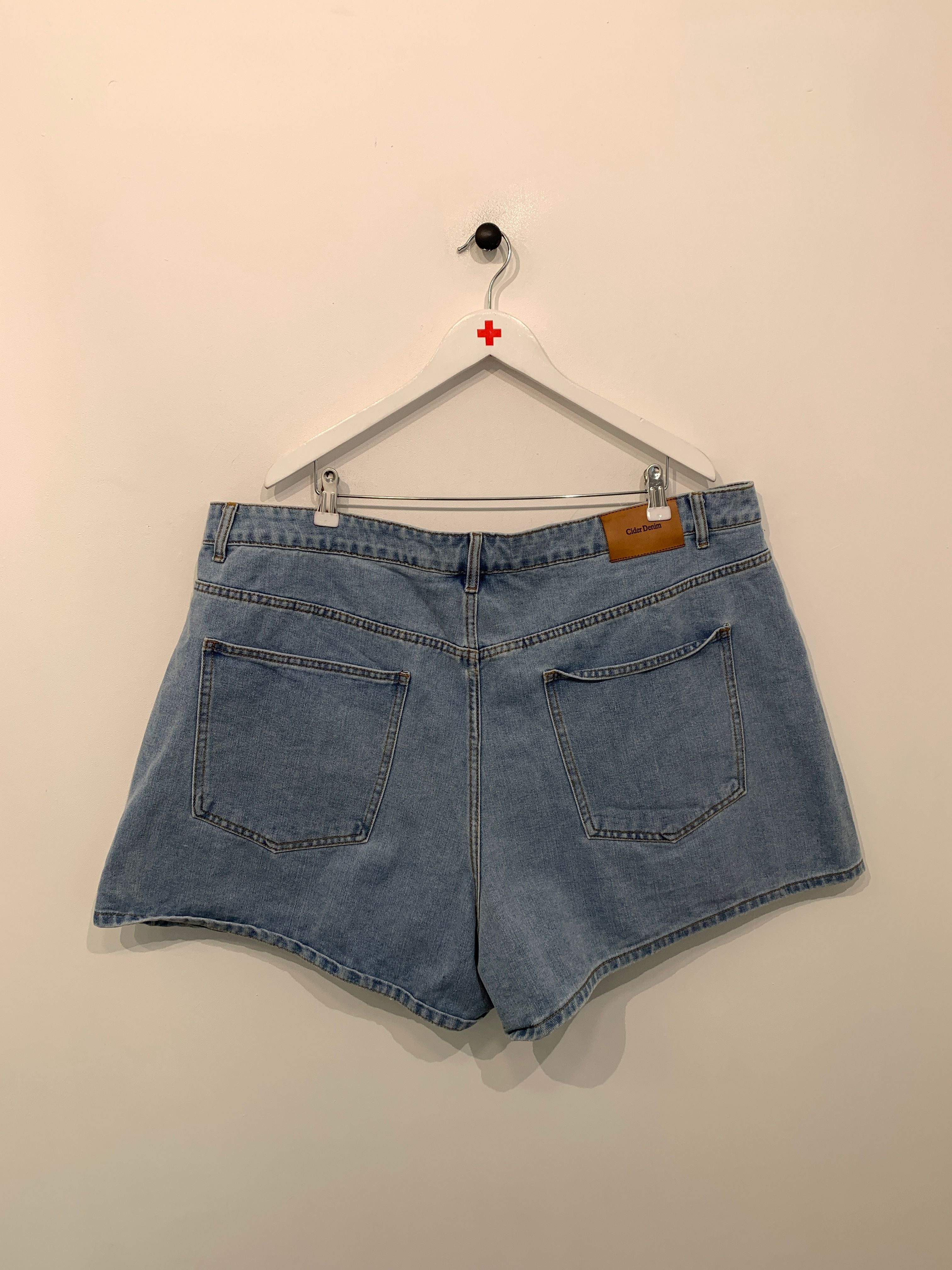Cider Shorts
