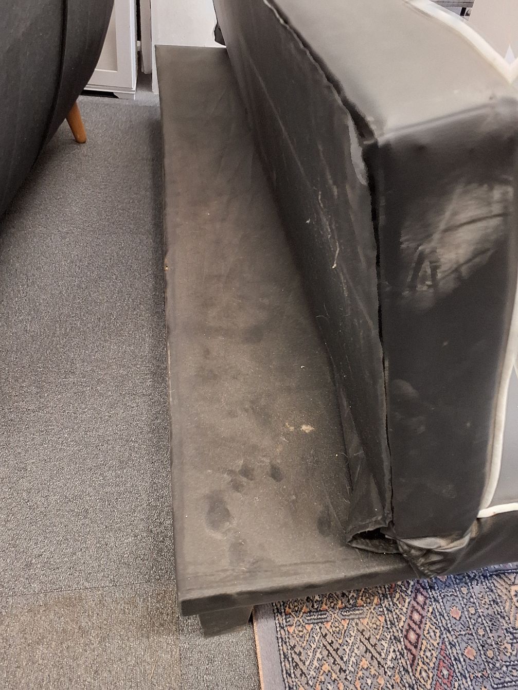 Sovesofa i kunstlæder