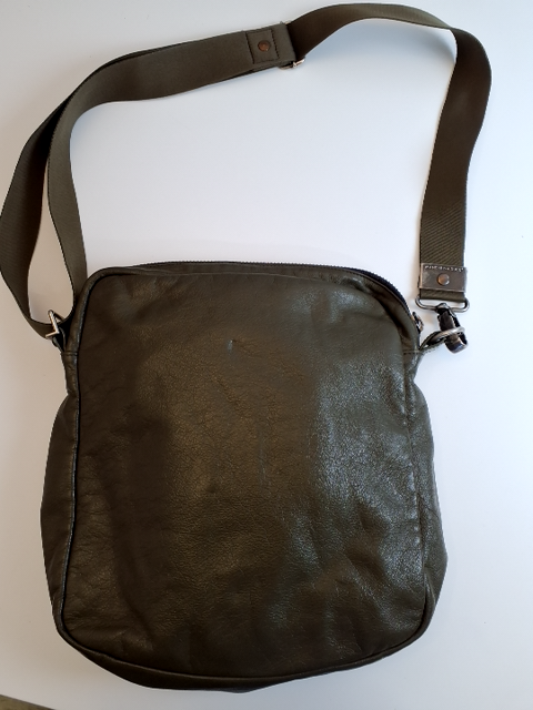 Mandarin Duck Crossbody Taske
