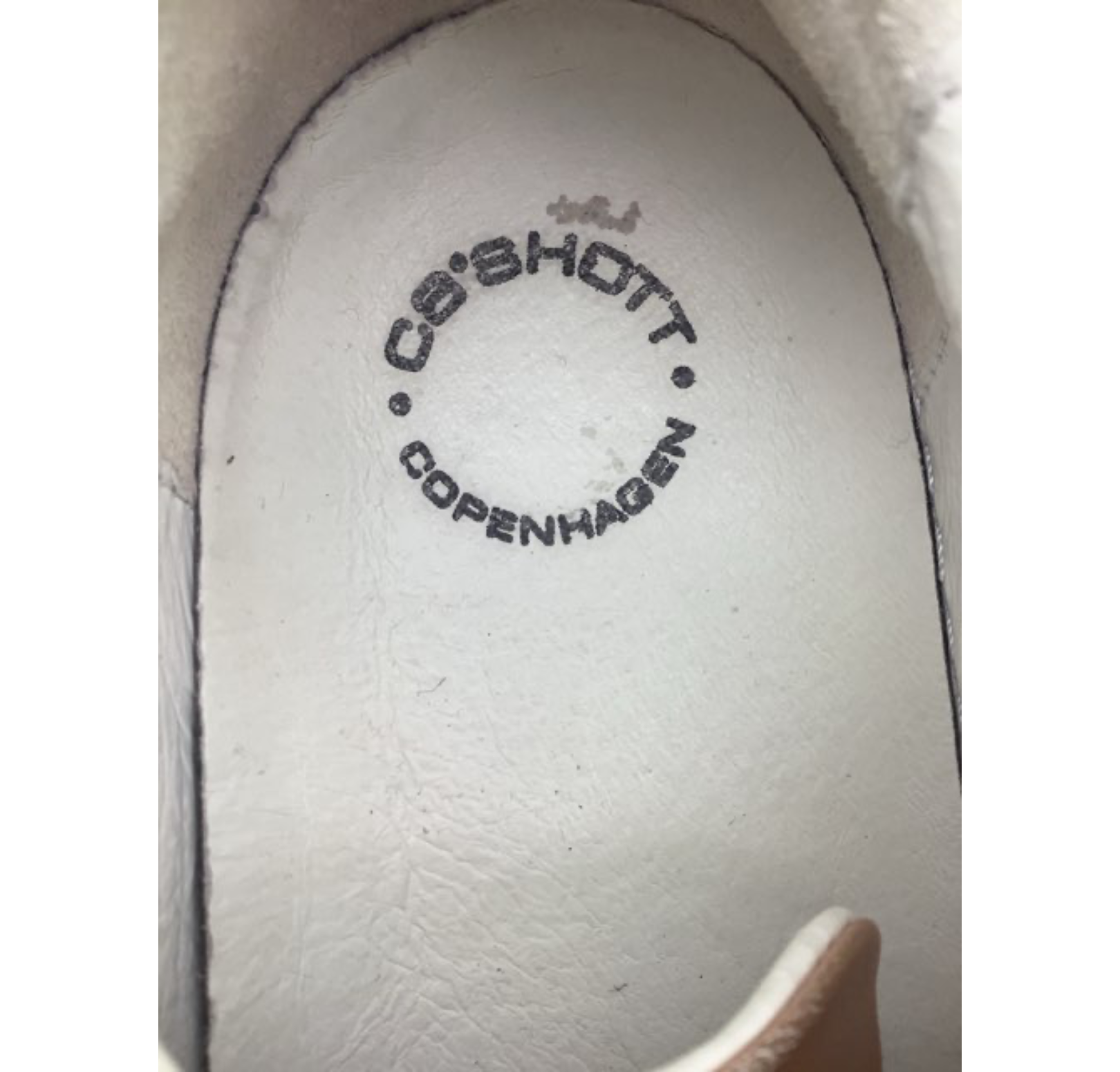 Sko (H883)