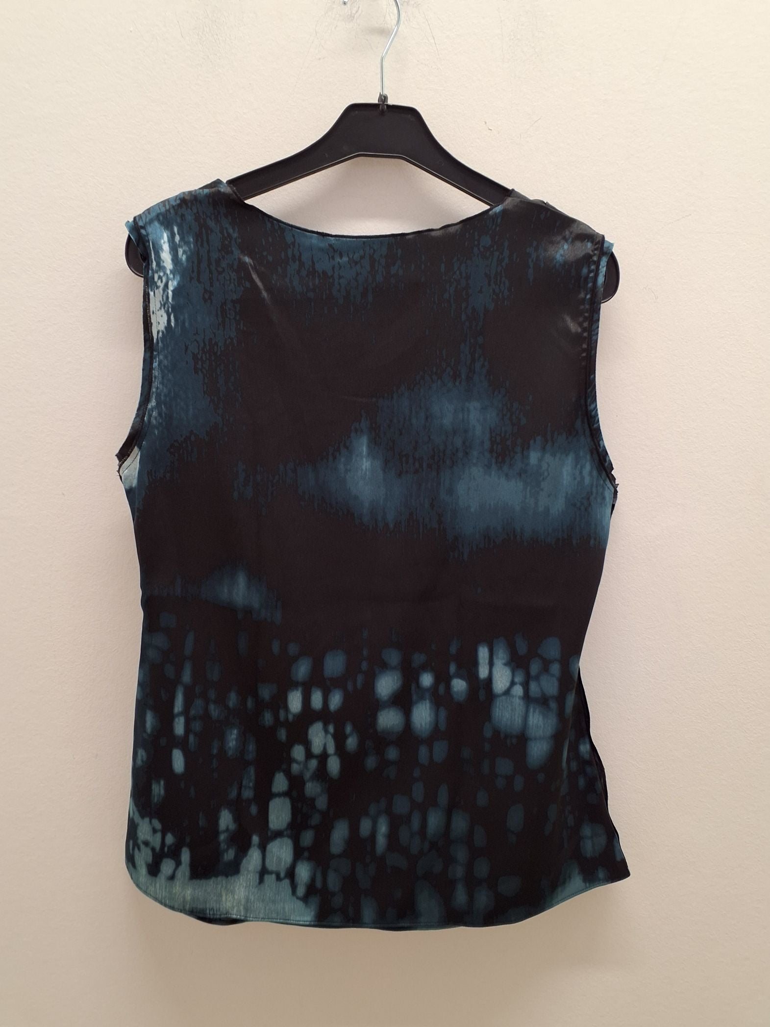 Tahari Top