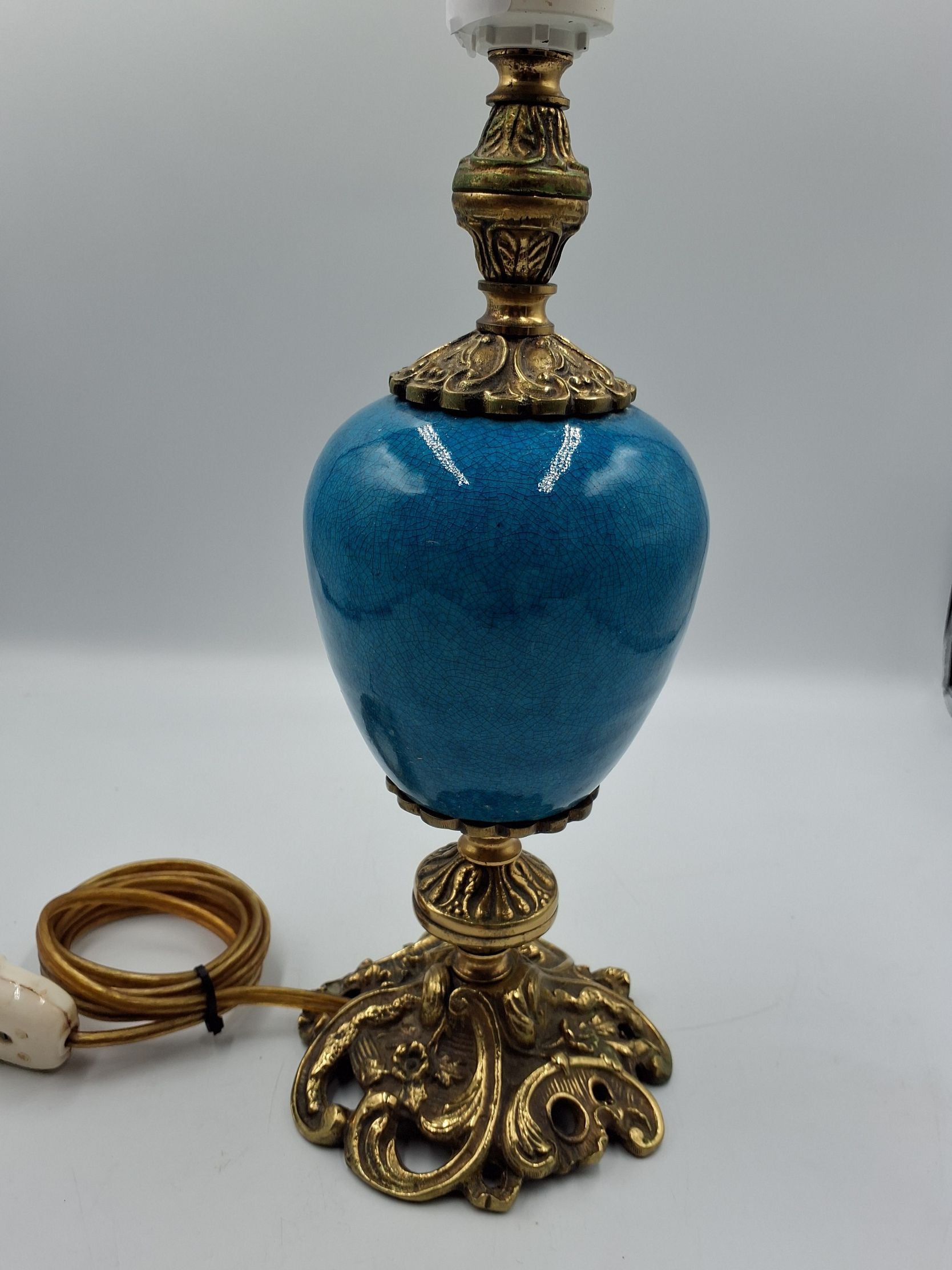 Blå fajance lampe