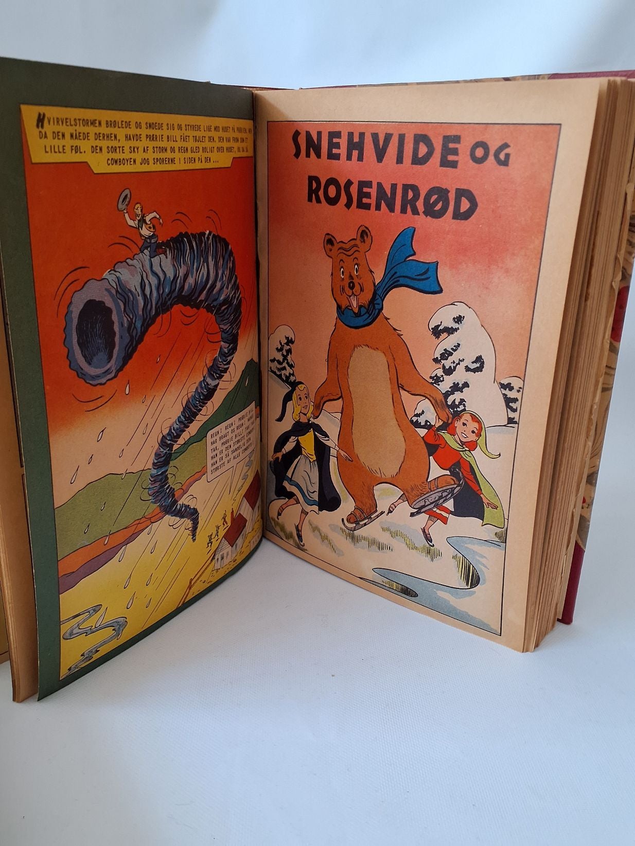 Eventyrserien - mange numre samlet i de 2 bind.