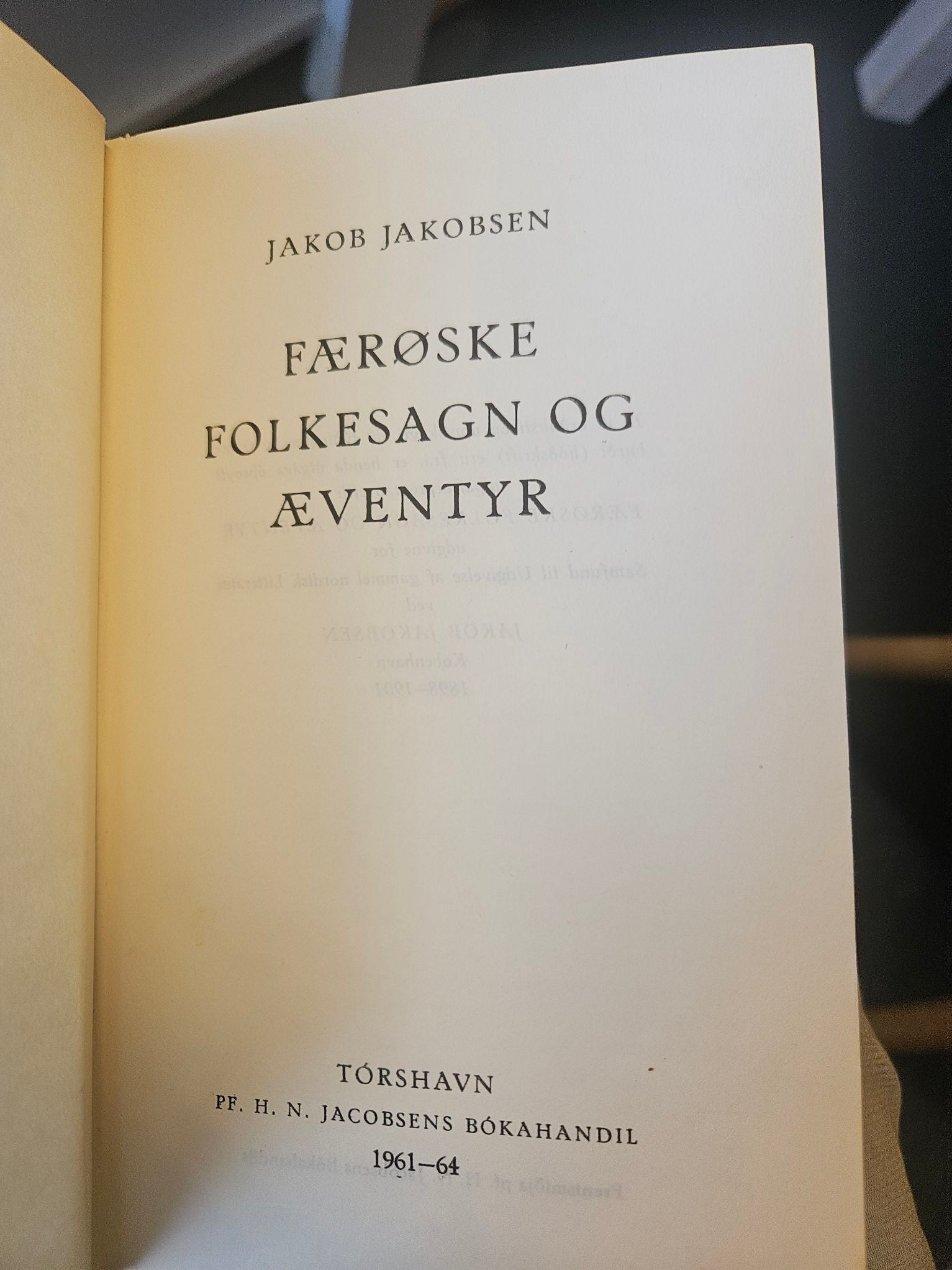 Færøske folkesagn og æventyr.
