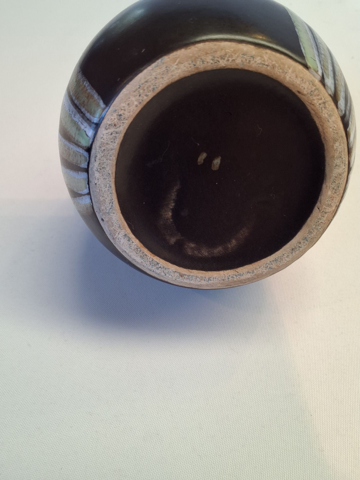 Ravhil keramisk vase