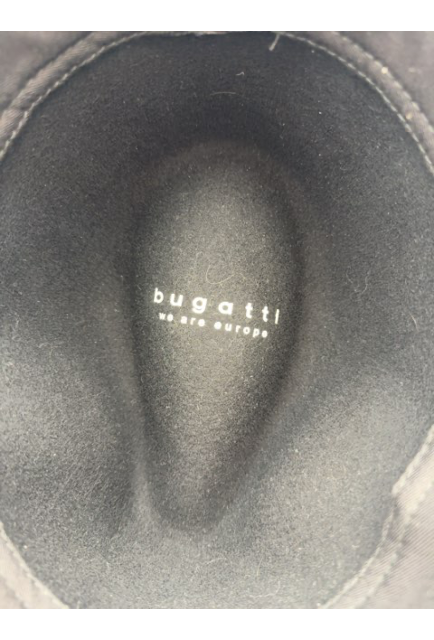Uld hat, crushable, bugatti