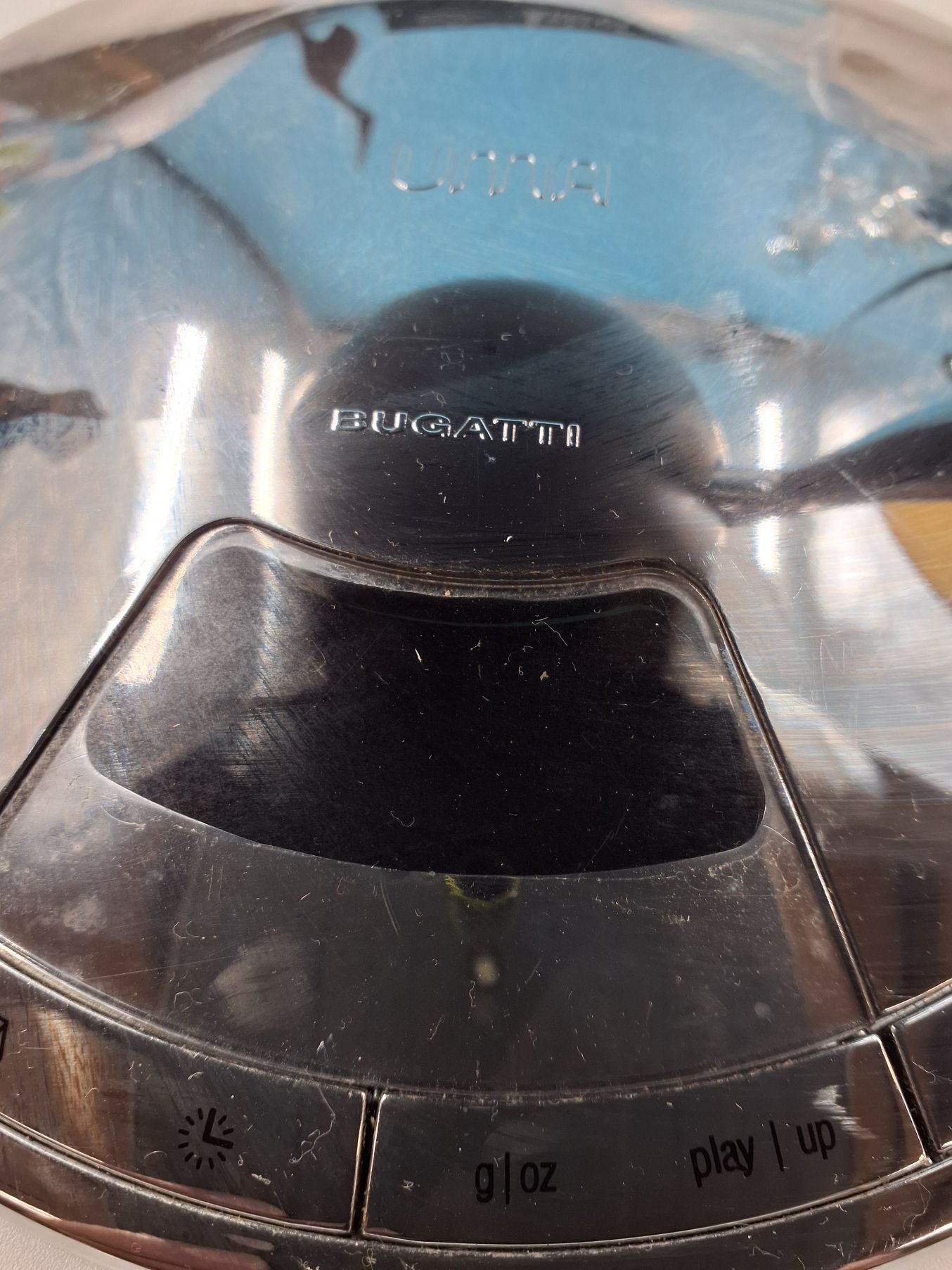 Bugatti, køkkenvægt