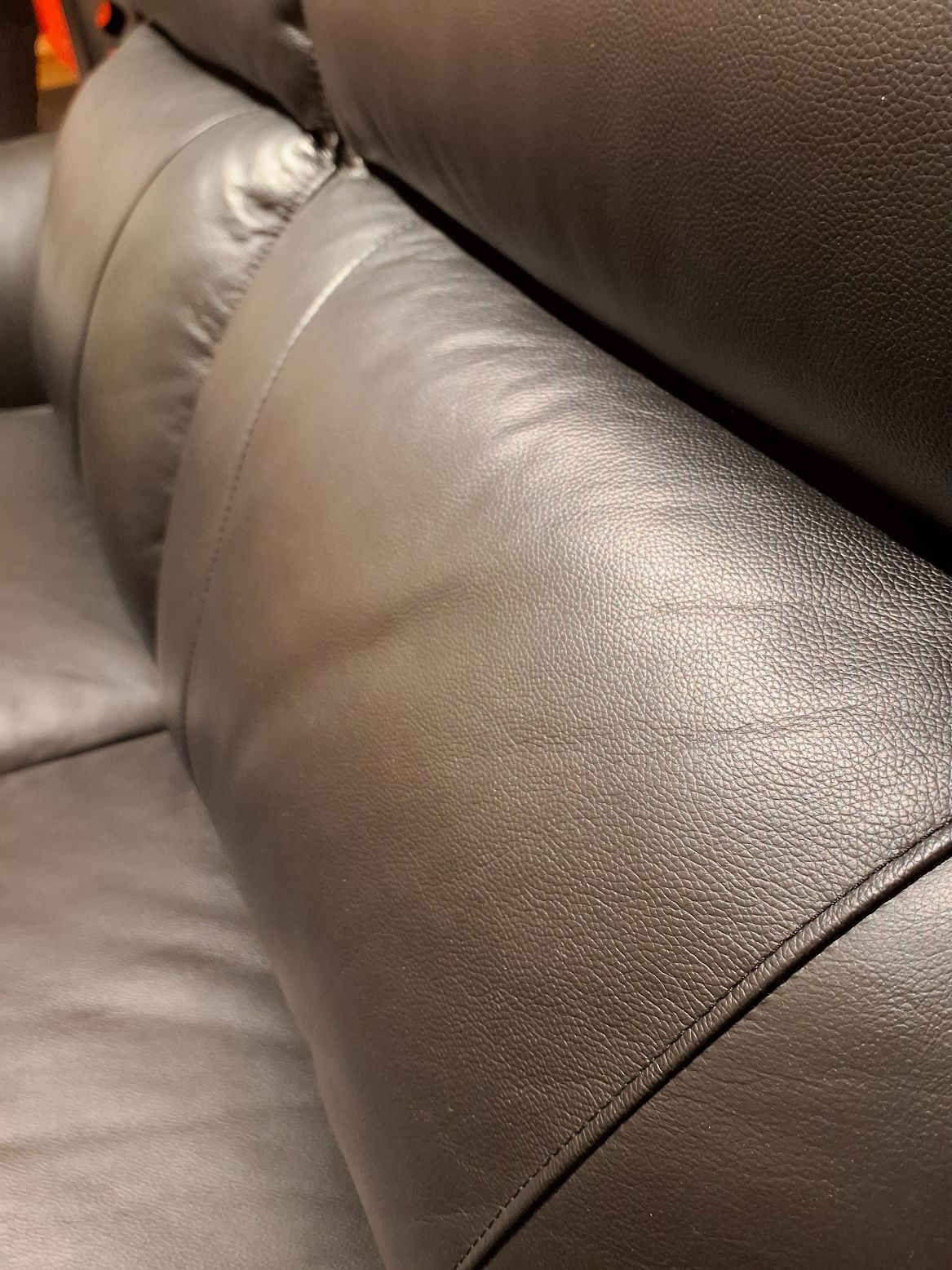 (4207)Sort lædersofa