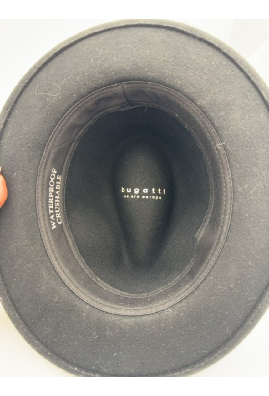 Uld hat, crushable, bugatti