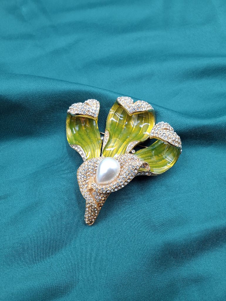 Vintage Maresco broche