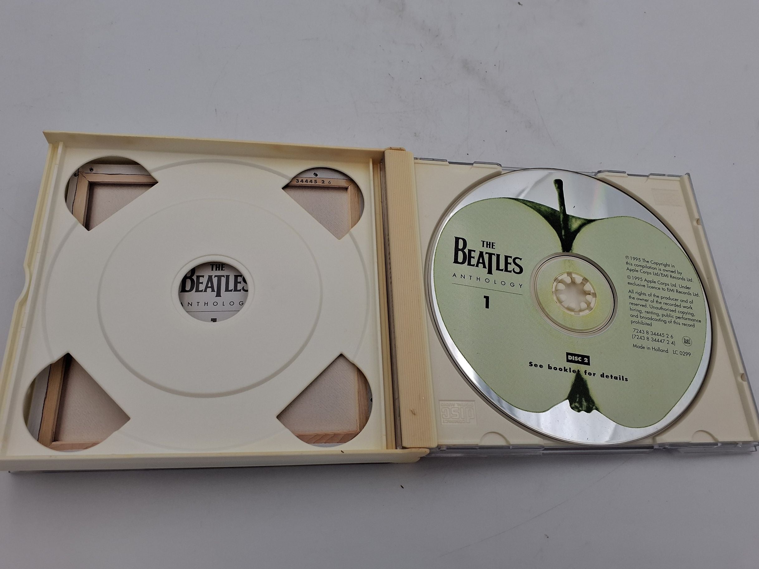 CD Anthologi 1 af The Beatles