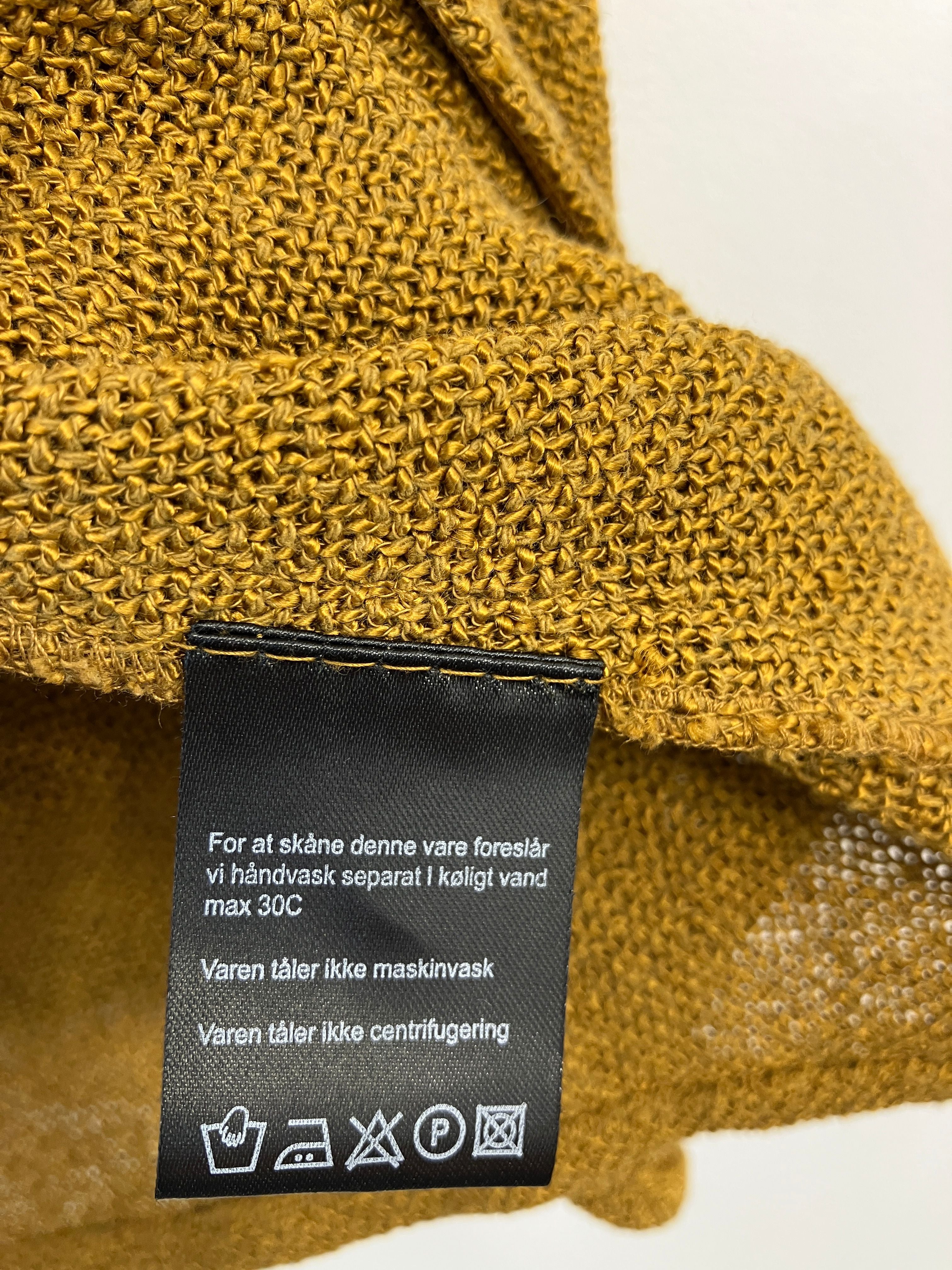 Masai Cardigan