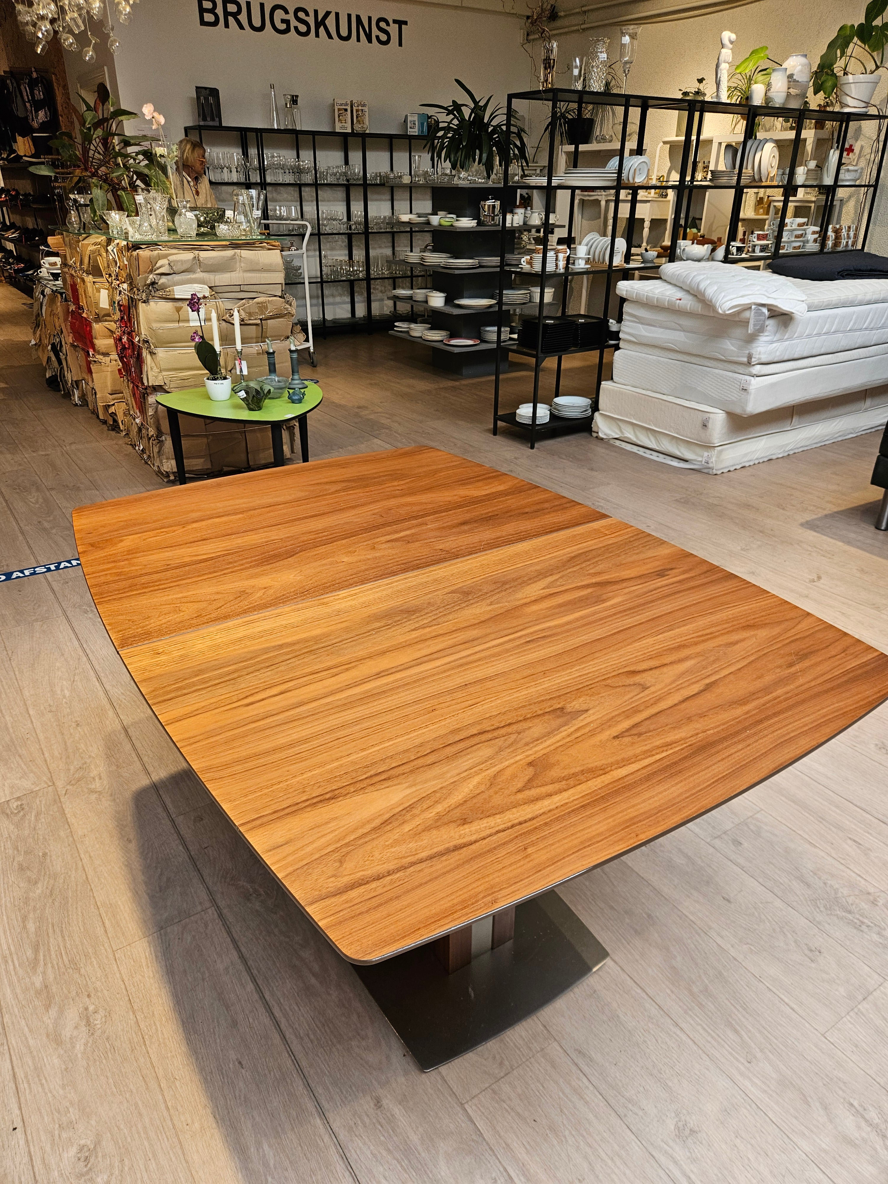 BoConcept spisebord