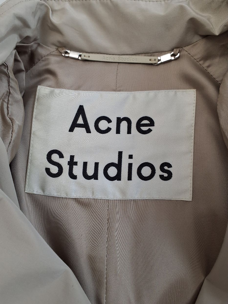Acne Studios Trenchcoat