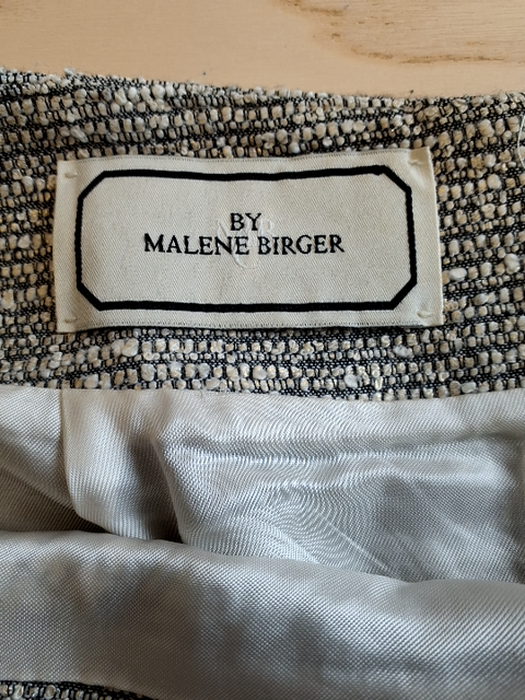 By Malene Birger Nederdel (G627)