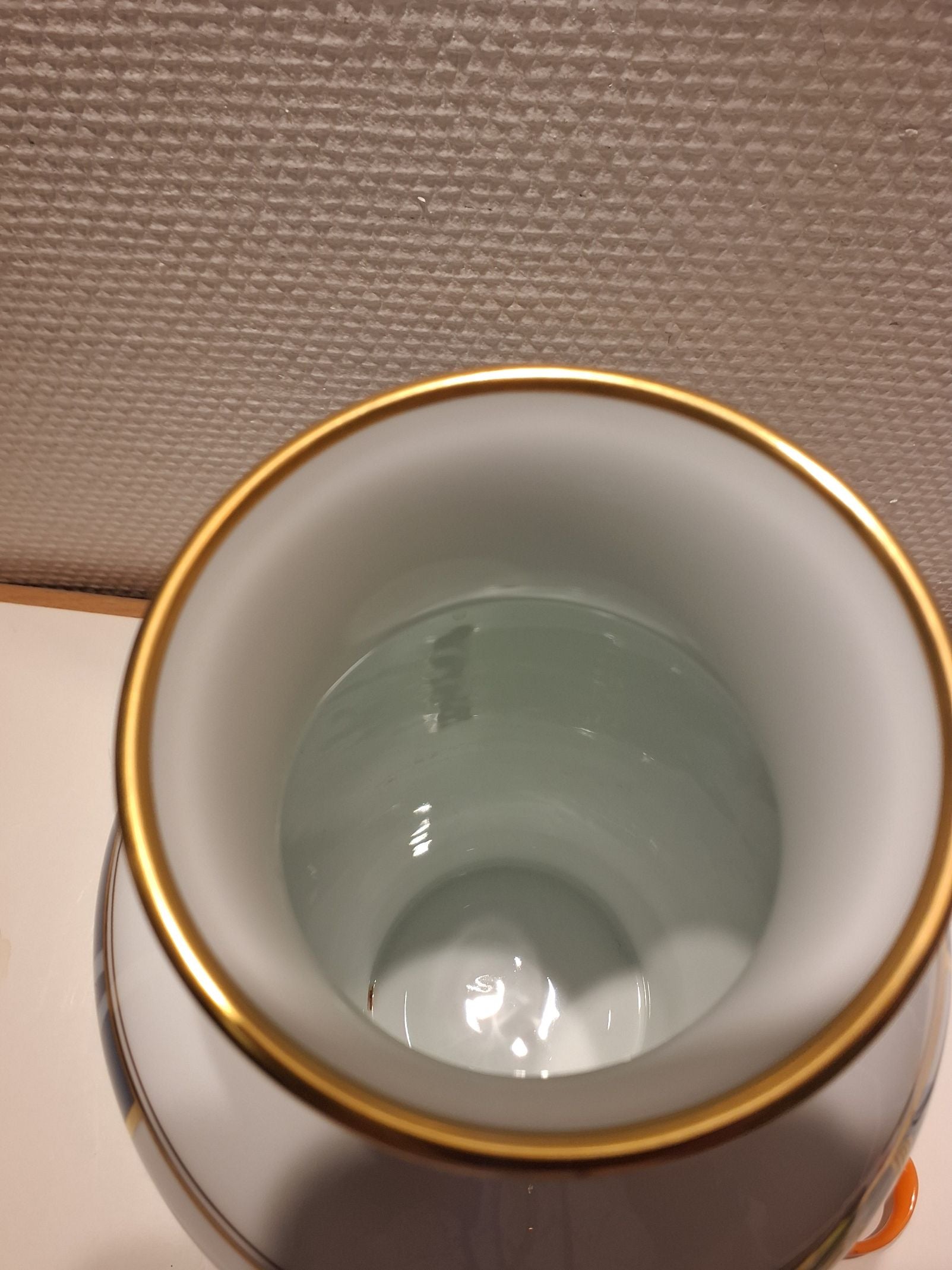 Japansk blå vase