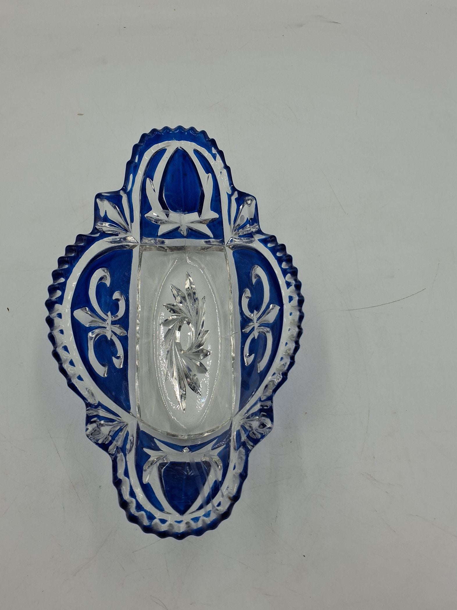 Böhmisk glas kurv