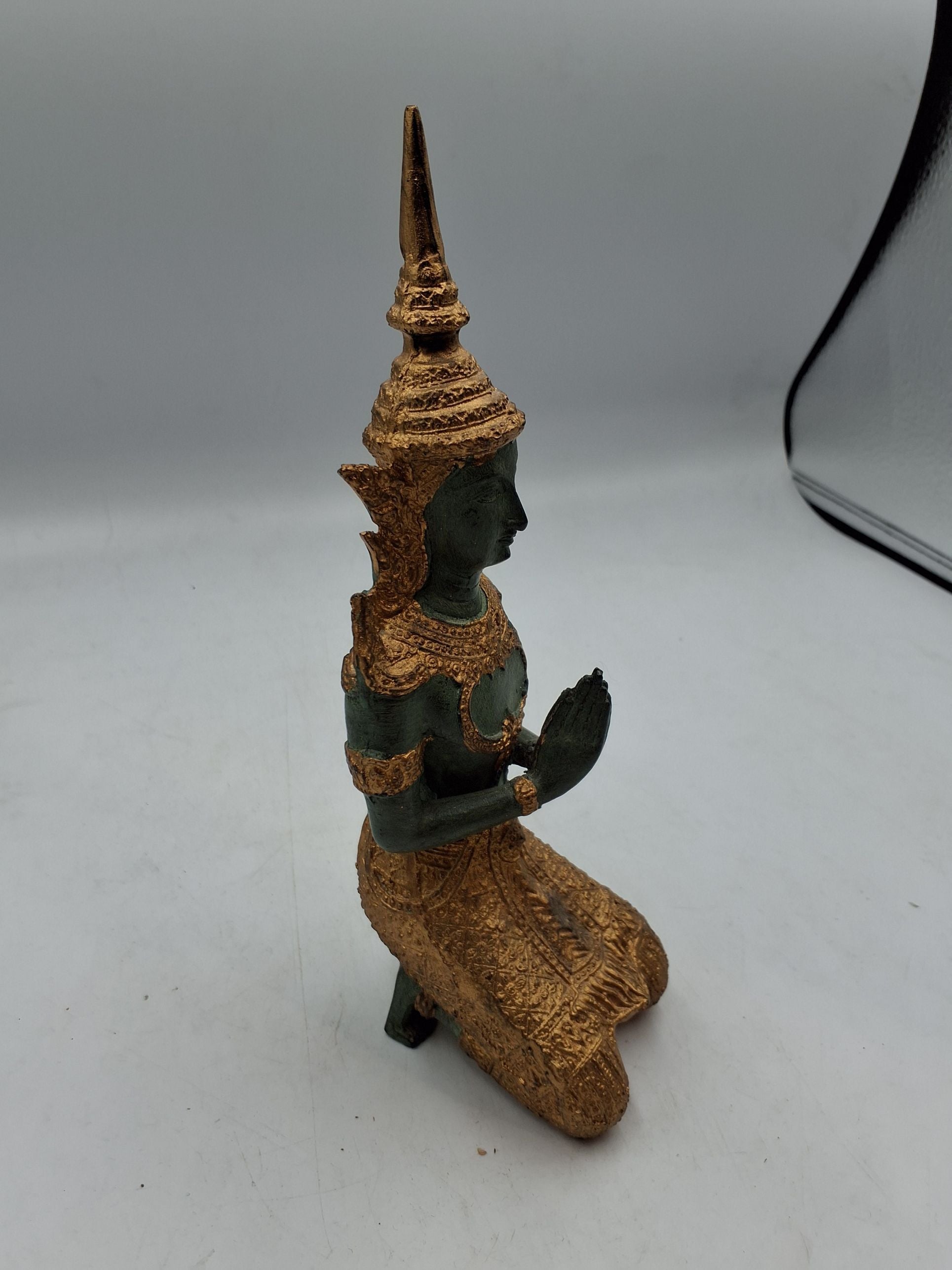 Buddha figur