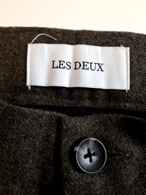 Les Deux Bukser