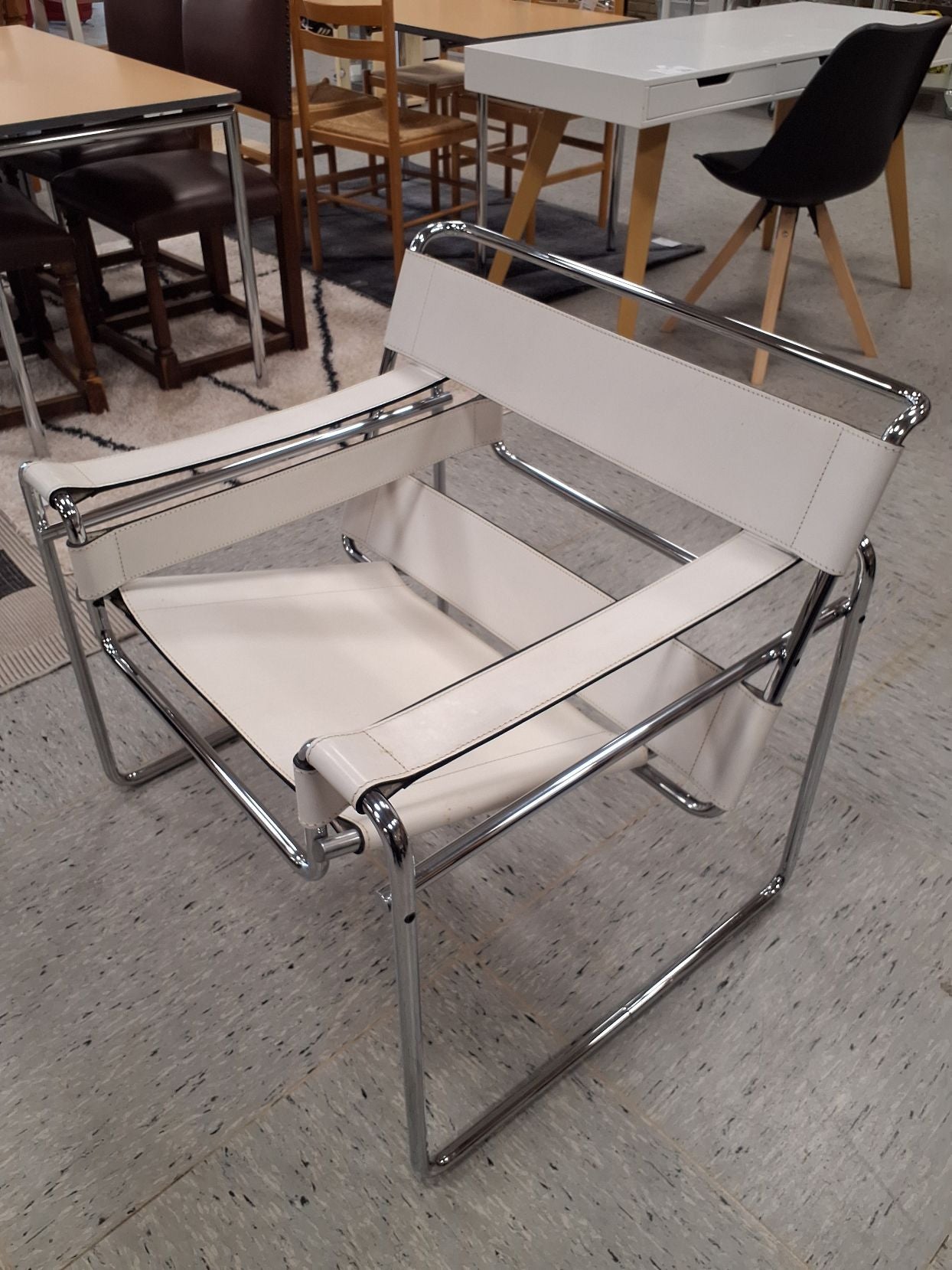 Knoll Wassily stol hvid