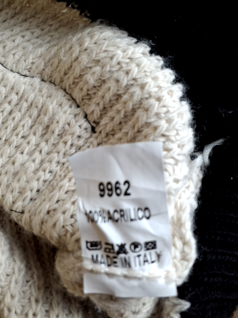 Cardigan ukendt mærke