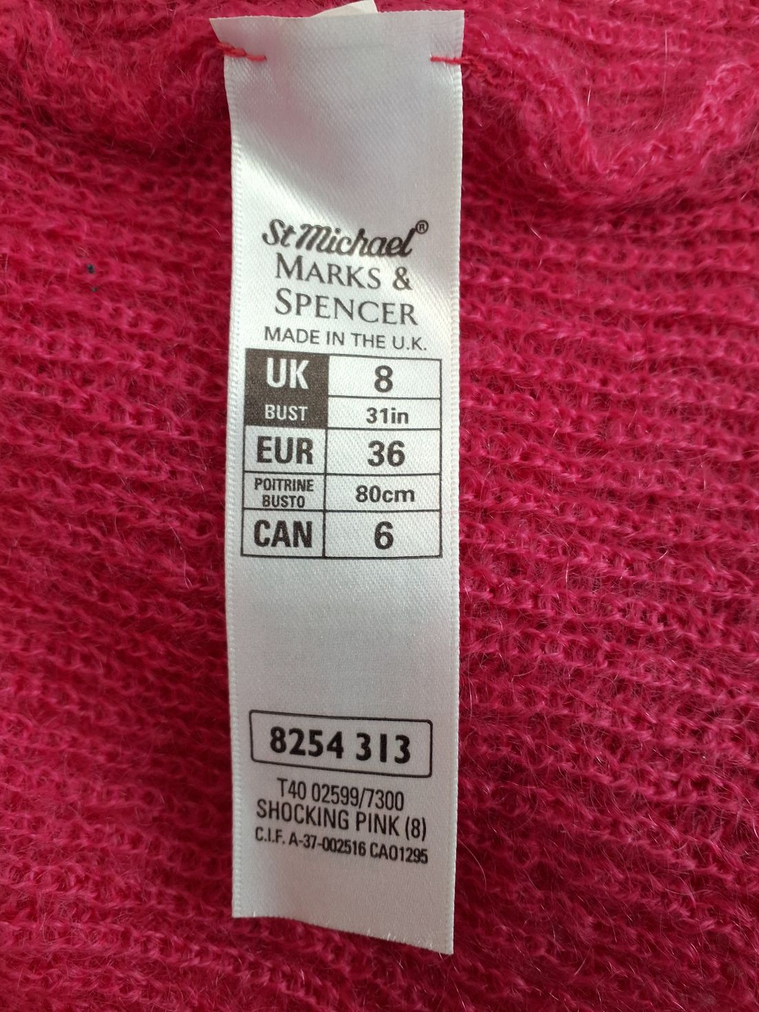 Marks og Spencer striktrøje