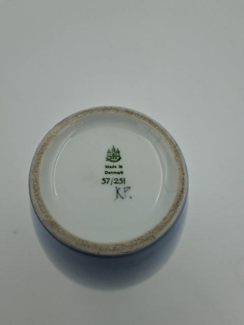 Vase B&G, 57/251