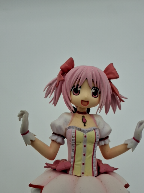 Magi Modoka figur