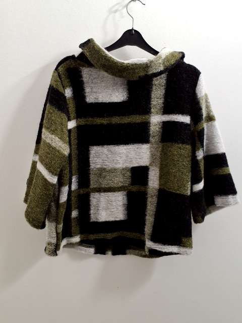 E-avantgarde bluse
