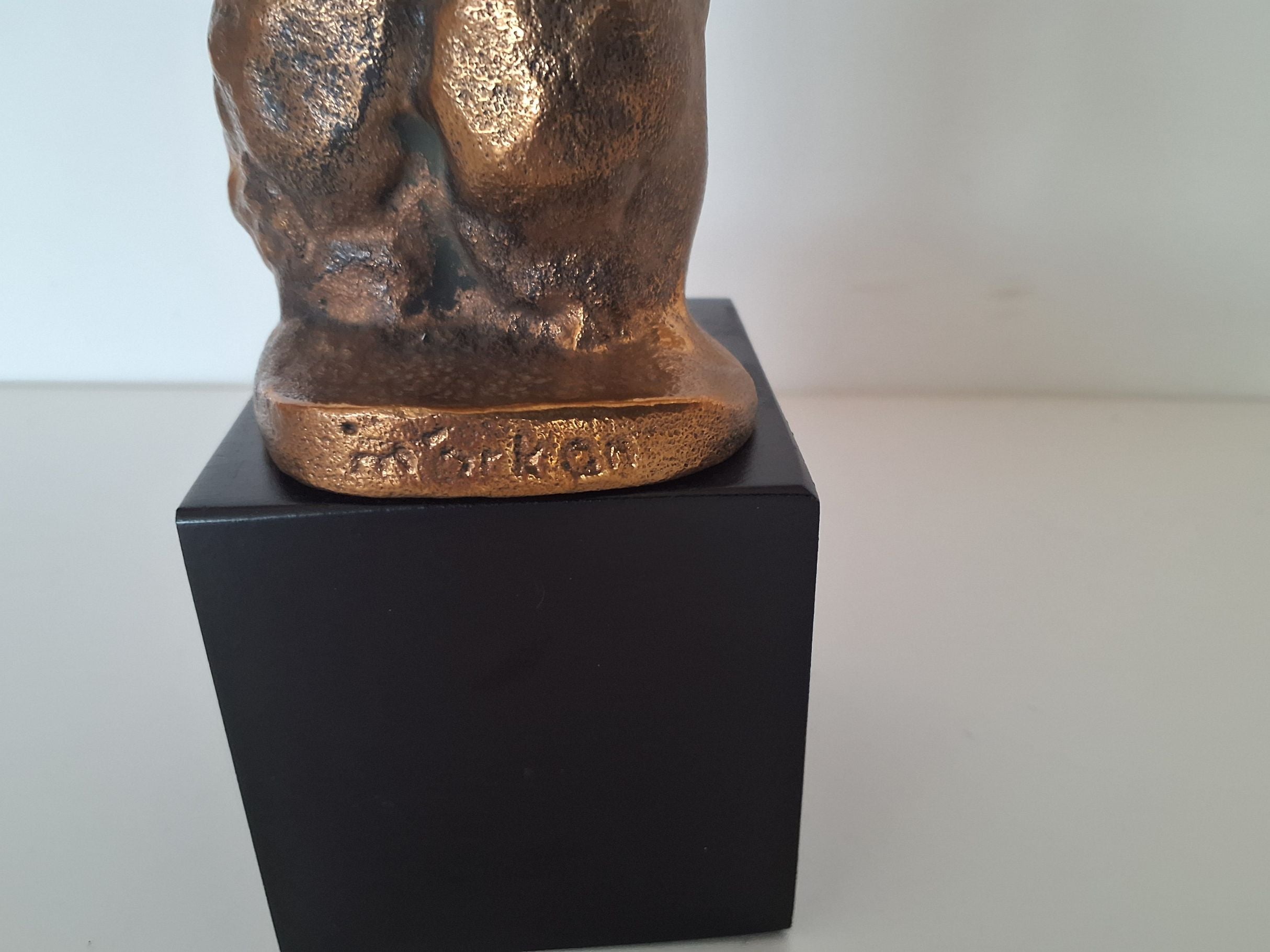 Marken Christensenen Bronce figur