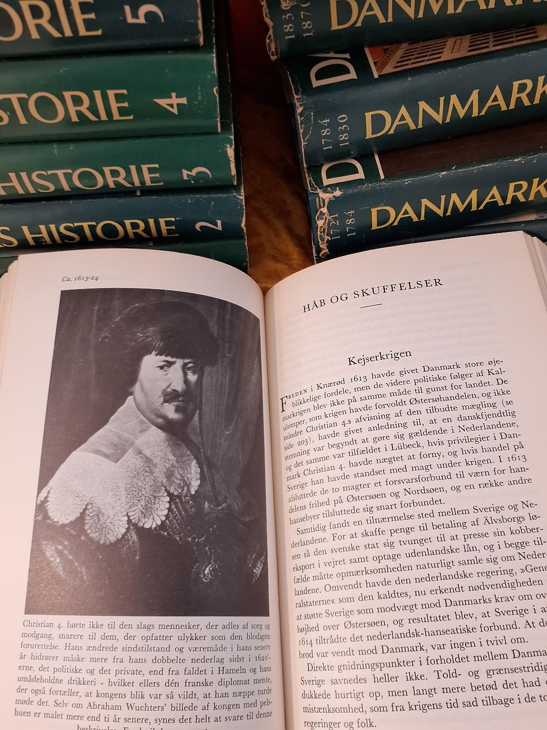 Danmarks Historie Bind 1-14