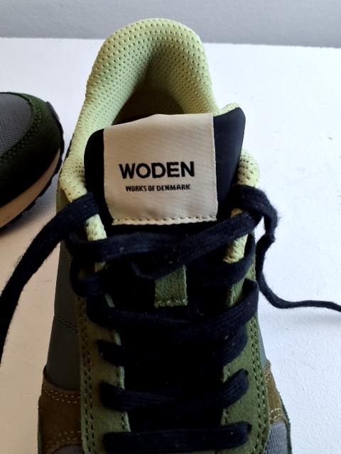 Woden sneaker