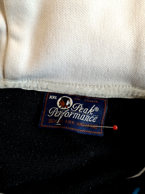 Peak Performance sweatshirt (B099)