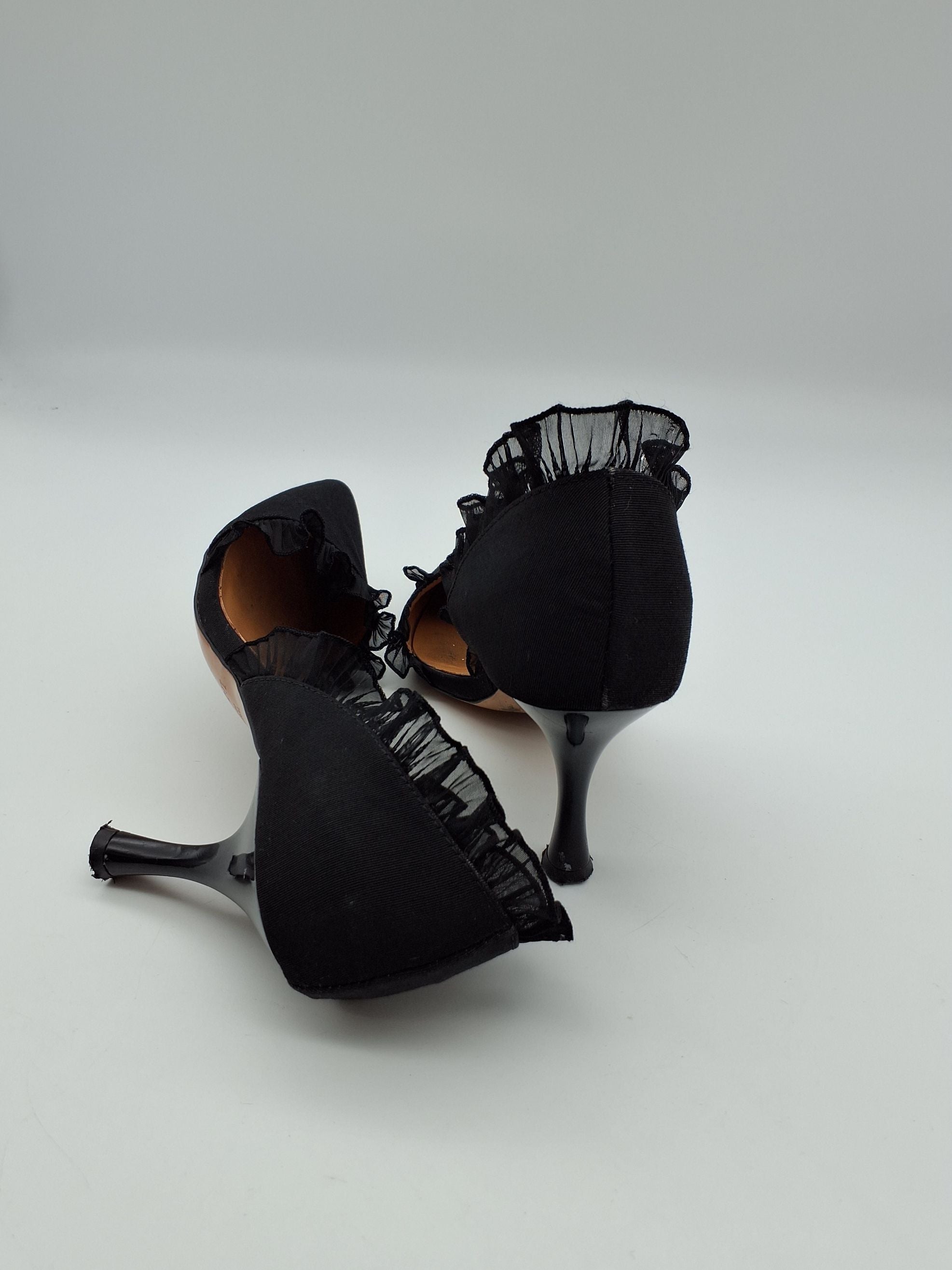Ganni Ruffle D'Orsay Pumps