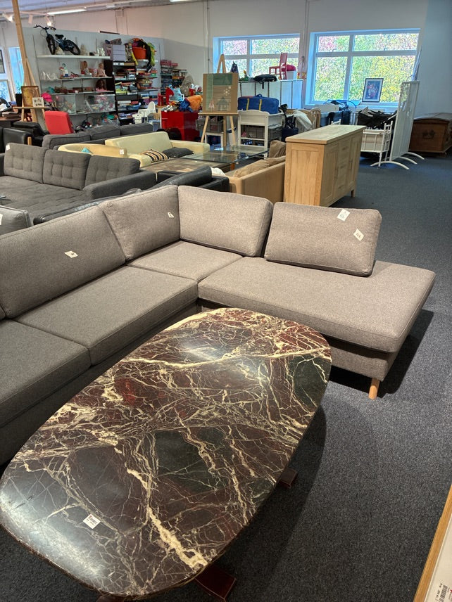 Sofa med chaiselong