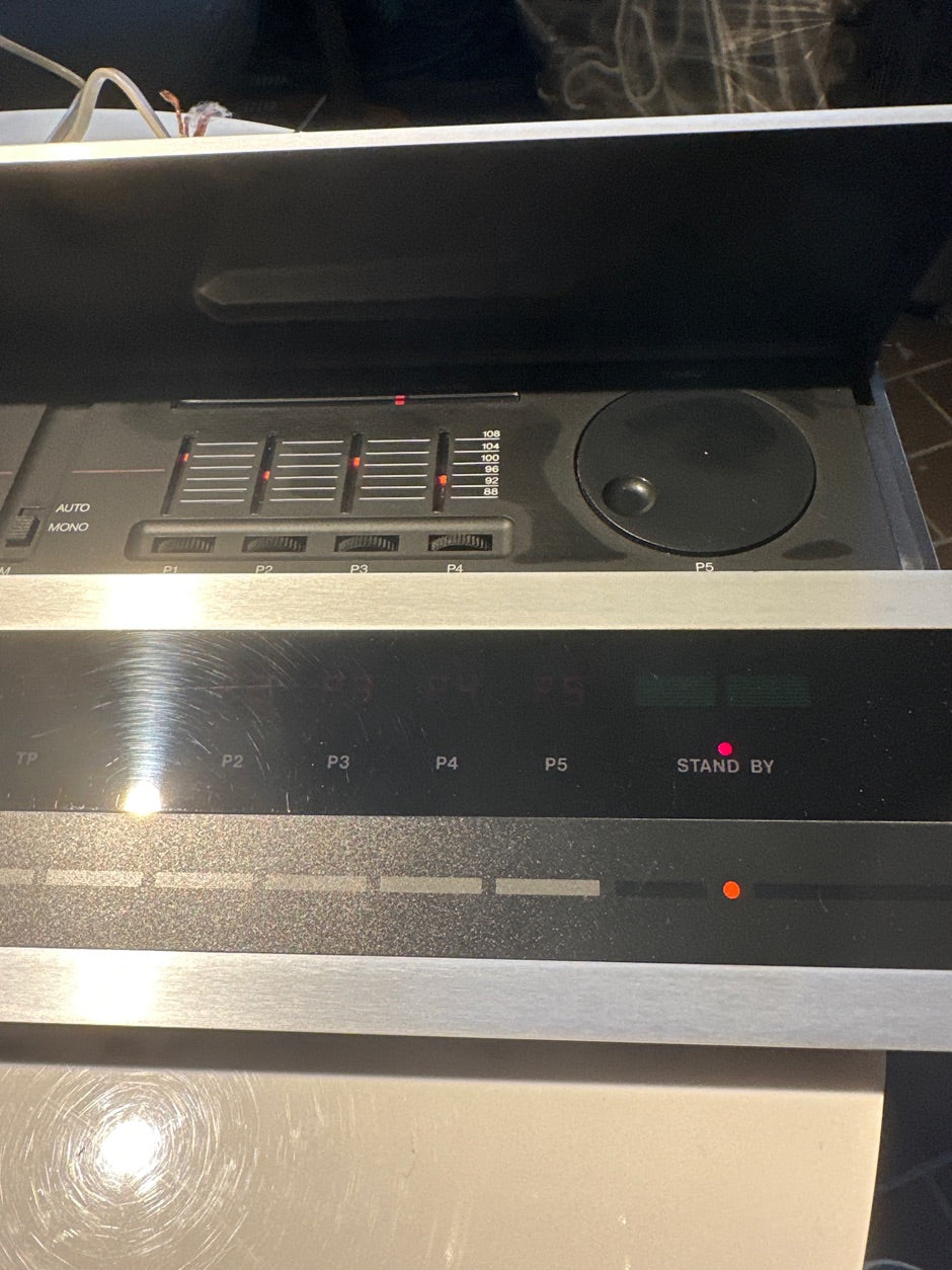 Beomaster 2000