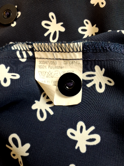 Lucia Bluse og nederdel.