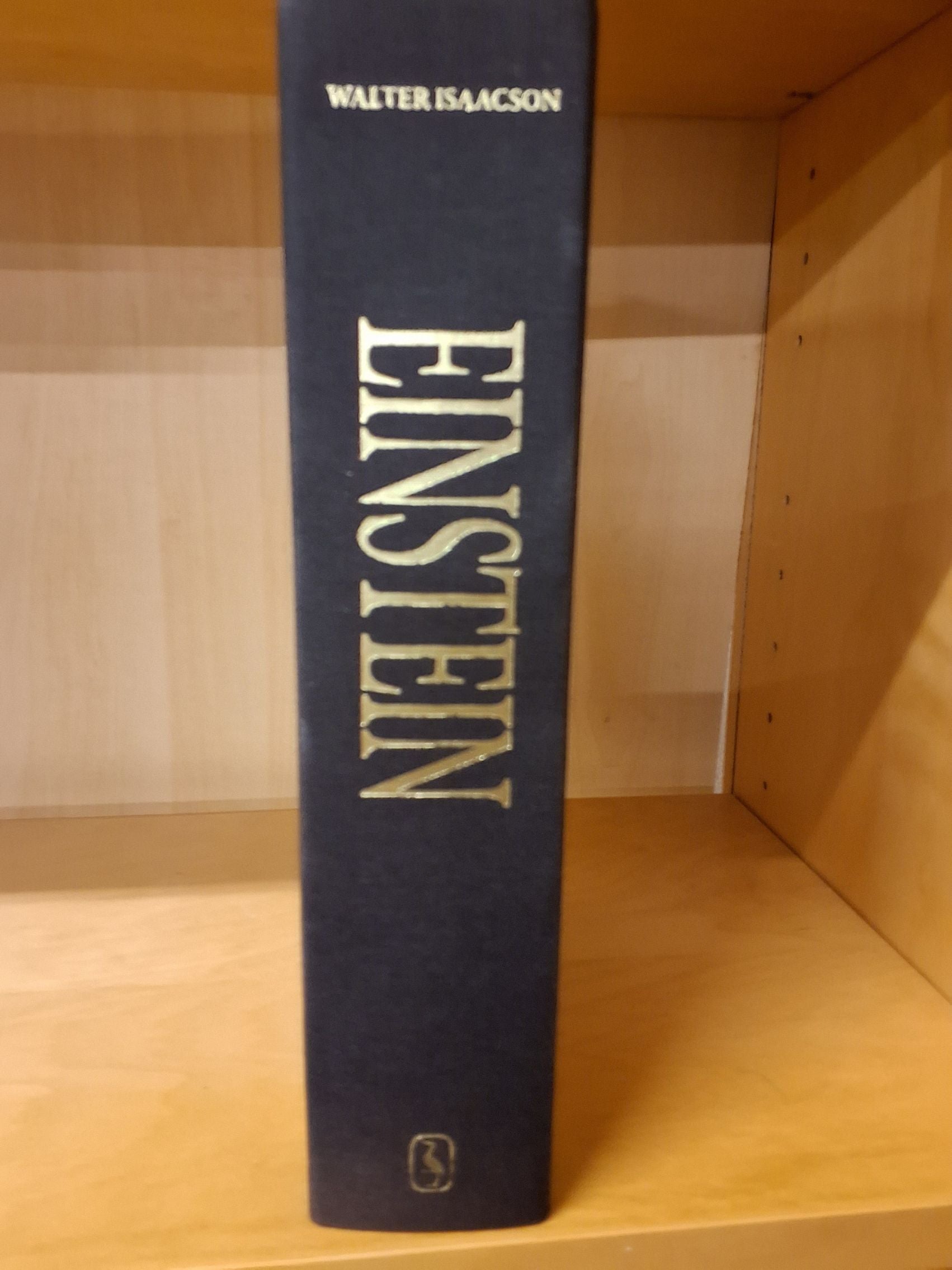 Einstein, hans liv og univers af walter Isaacson