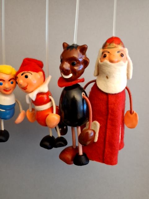 JasLoutky, 10 vintage dukker til dukketeater.