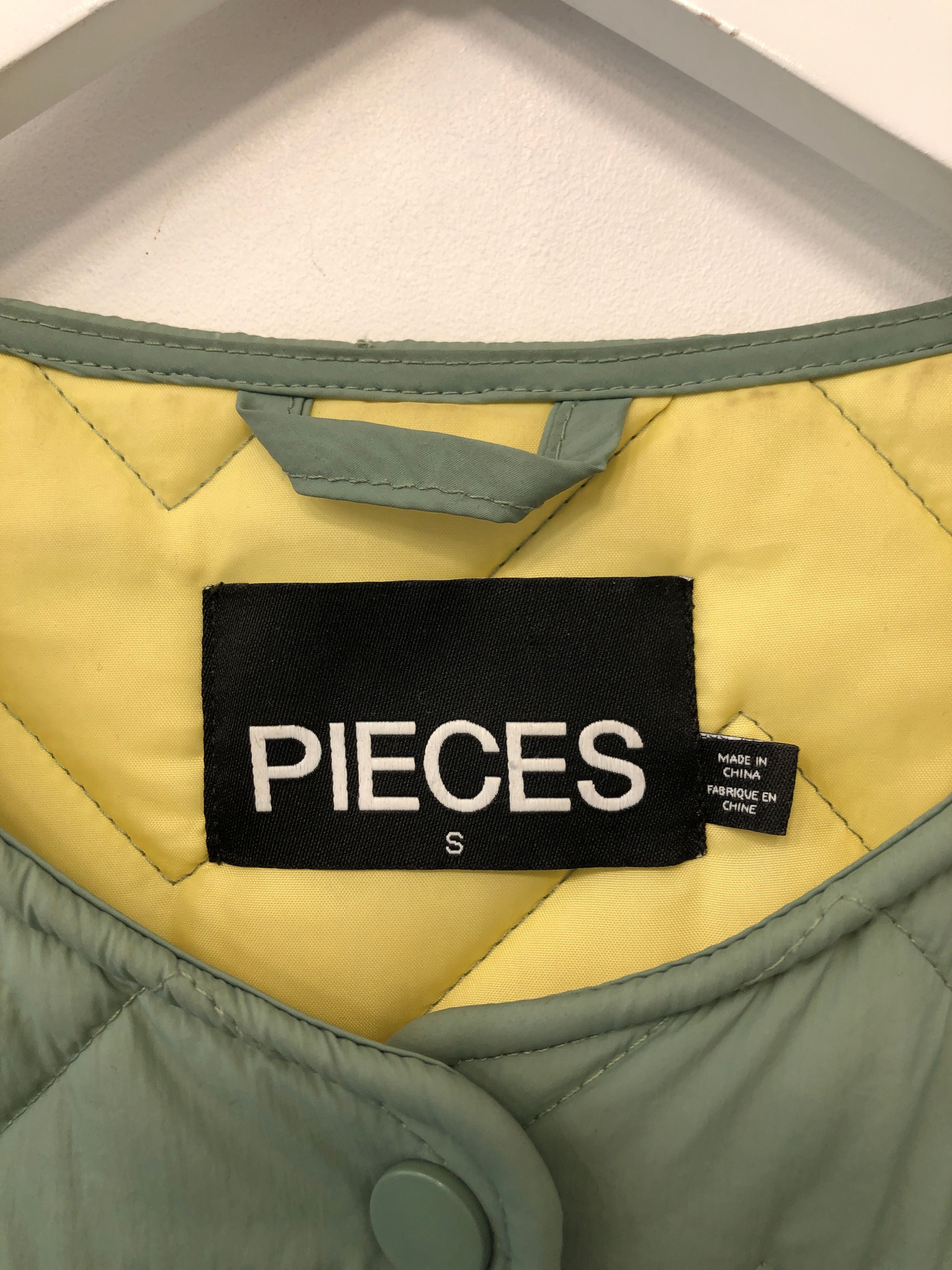 Pieces Frakke