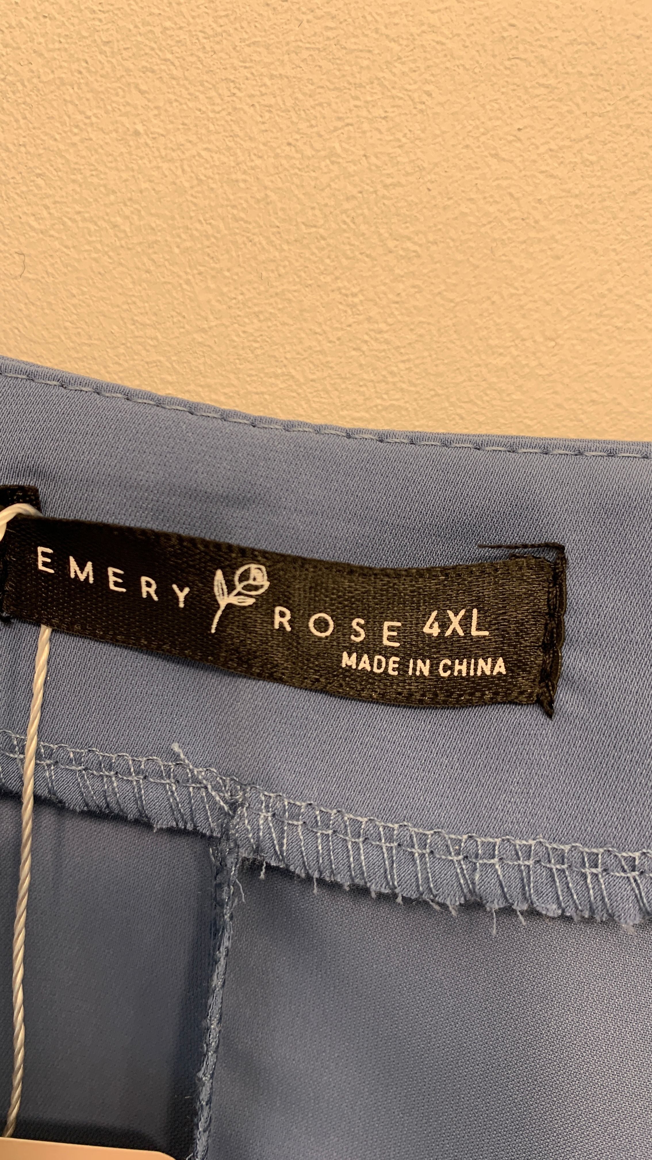 Emery Rose Bluse