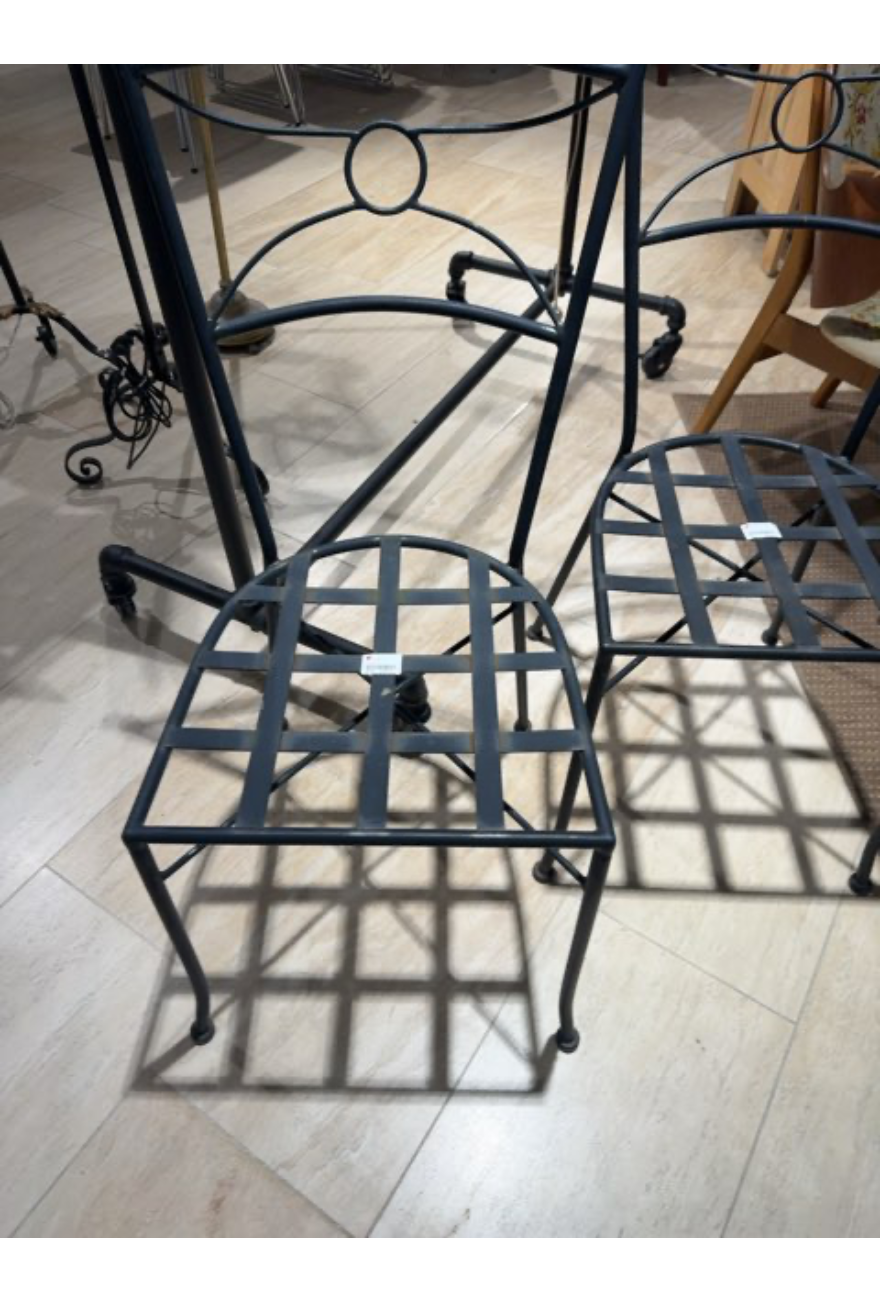 Metal stol sort