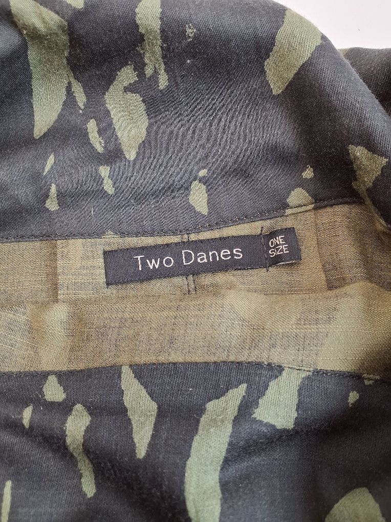 Two Danes Kjole