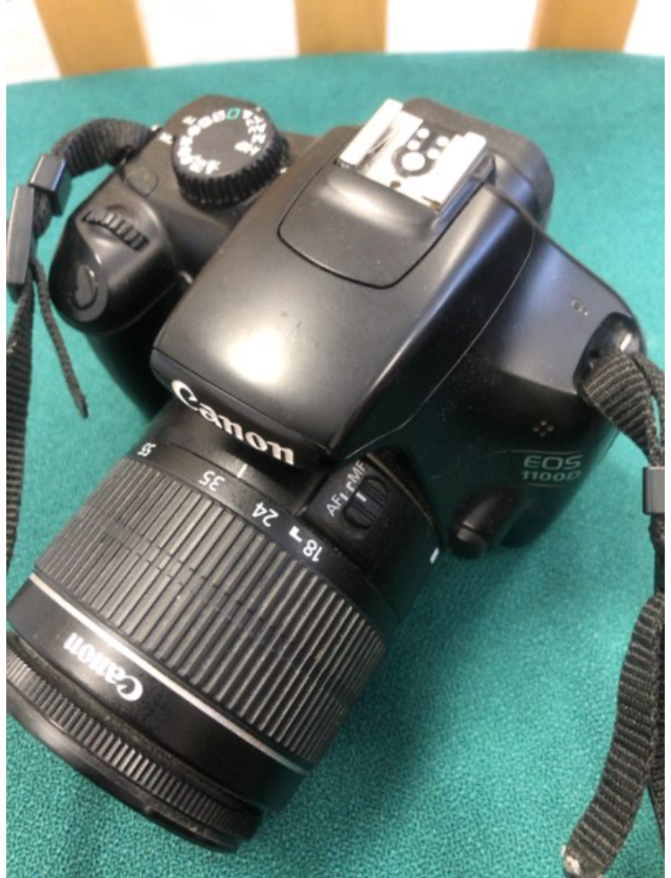 Canon 1100D