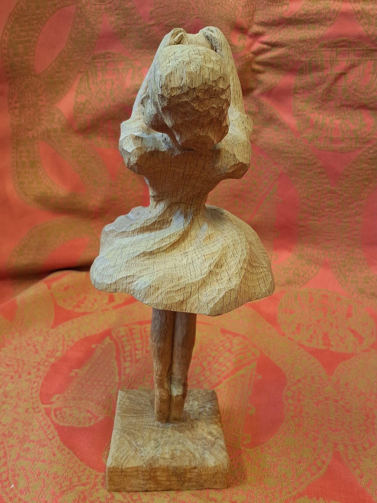 Figur i træ