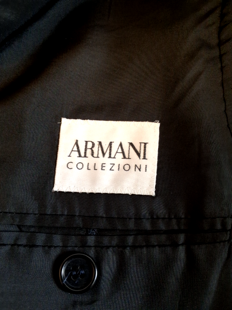 Armarni Habit