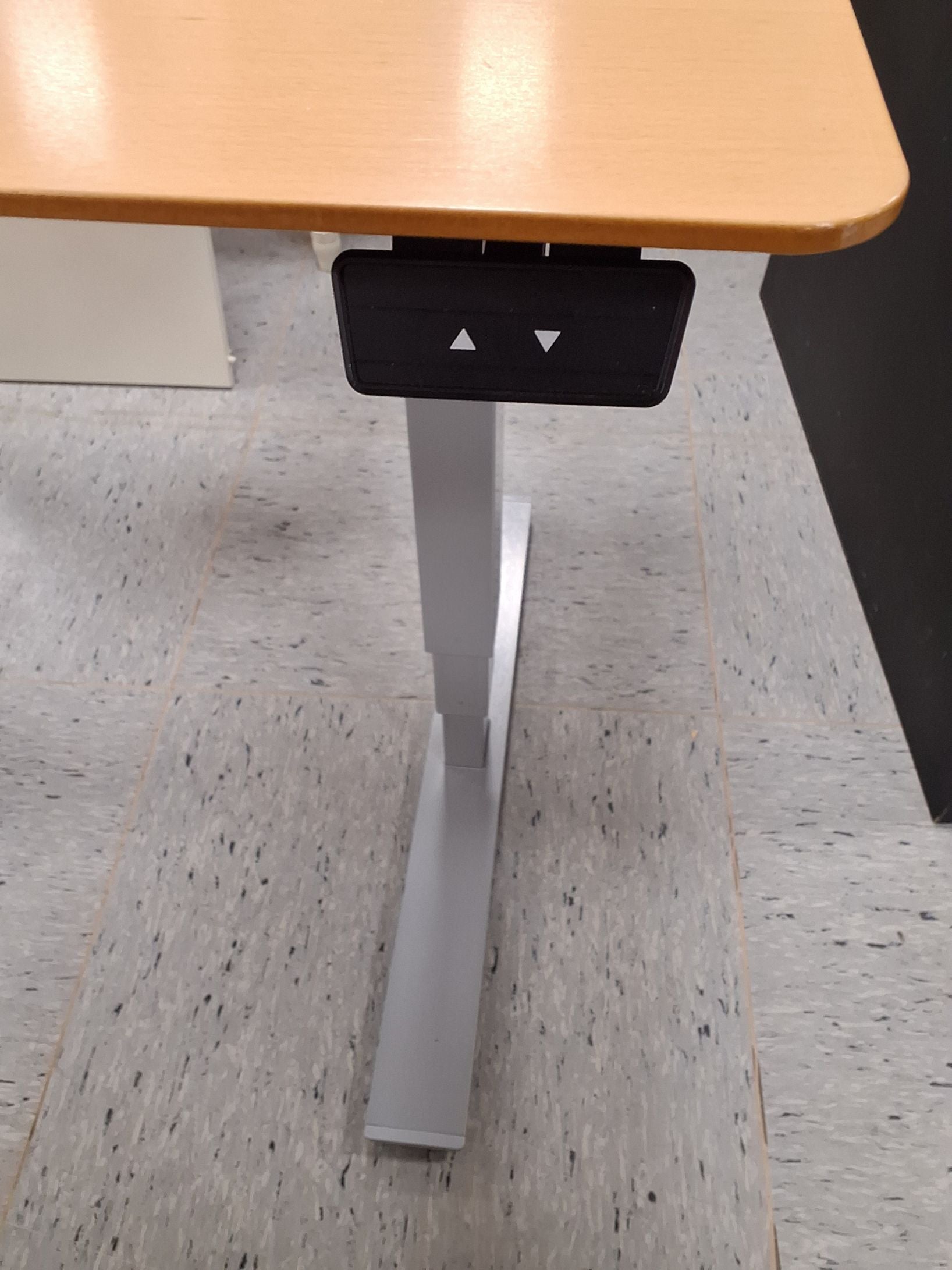 Hæve-sænke bord 120x80