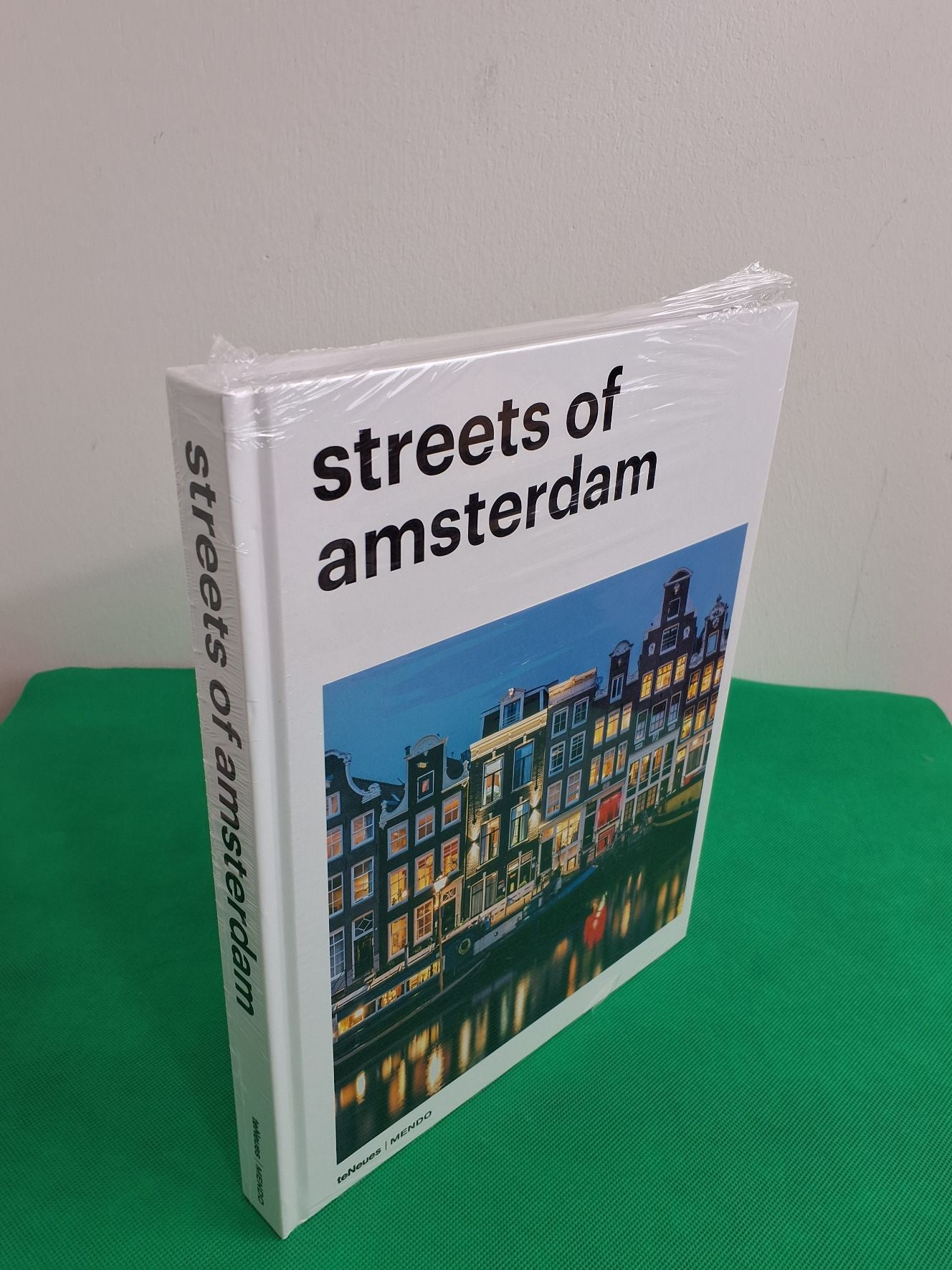 Bog: Streets of Amsterdam teNeues Mendo