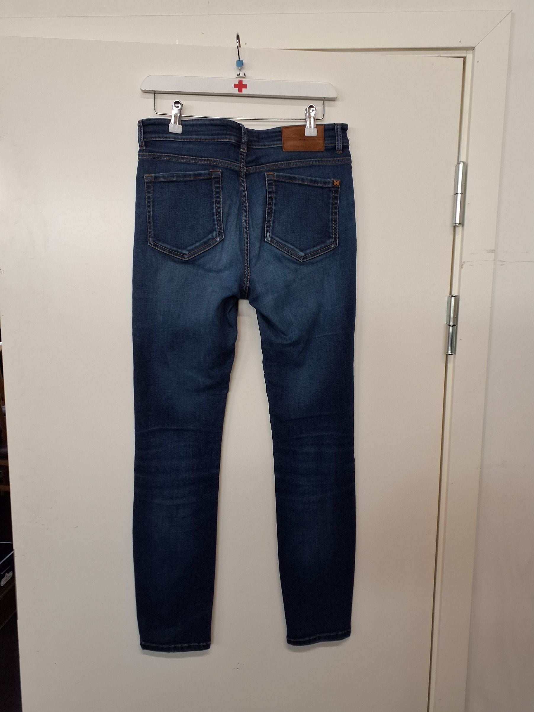 Weekend Max Mara blå jeans.